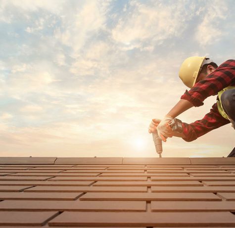 woodbridge roofing contractor working