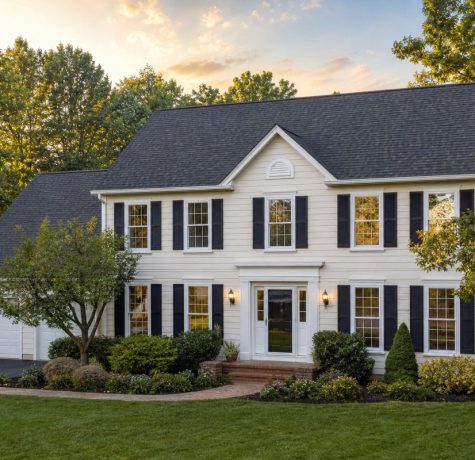 Northern Virginia home showing how long architectural shingles last when properly installed